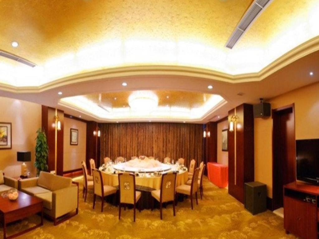 Ramada Plaza Shenyang Citycenter Exterior foto